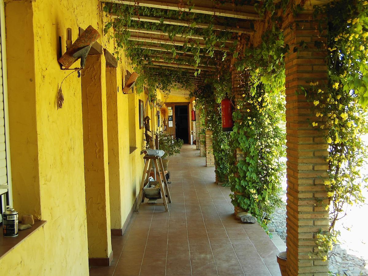 Hotel Rural La Cimbarra Aldeaquemada 외부 사진